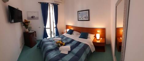 1 sovrum och sängkläder