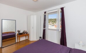 아파트 (Two Bedroom Apartment) | 2 개의 침실, 다리미/다리미판, 침대 시트