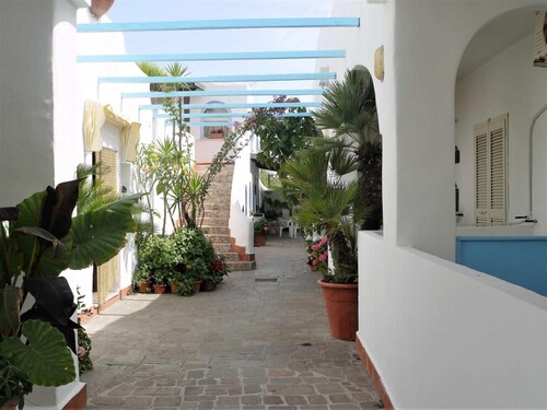 Studio, terrace, first floor (Ortensia)