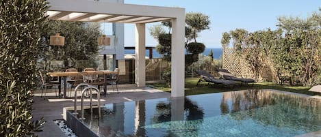 Piscina a l'aire lliure