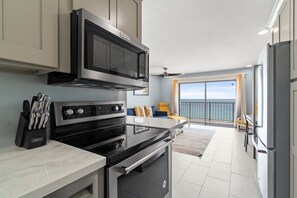 Condo, 1 King Bed with Sofa bed (The Summit 1122) | Private kitchen