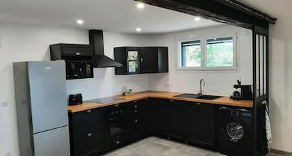 Very large space with industrial feel