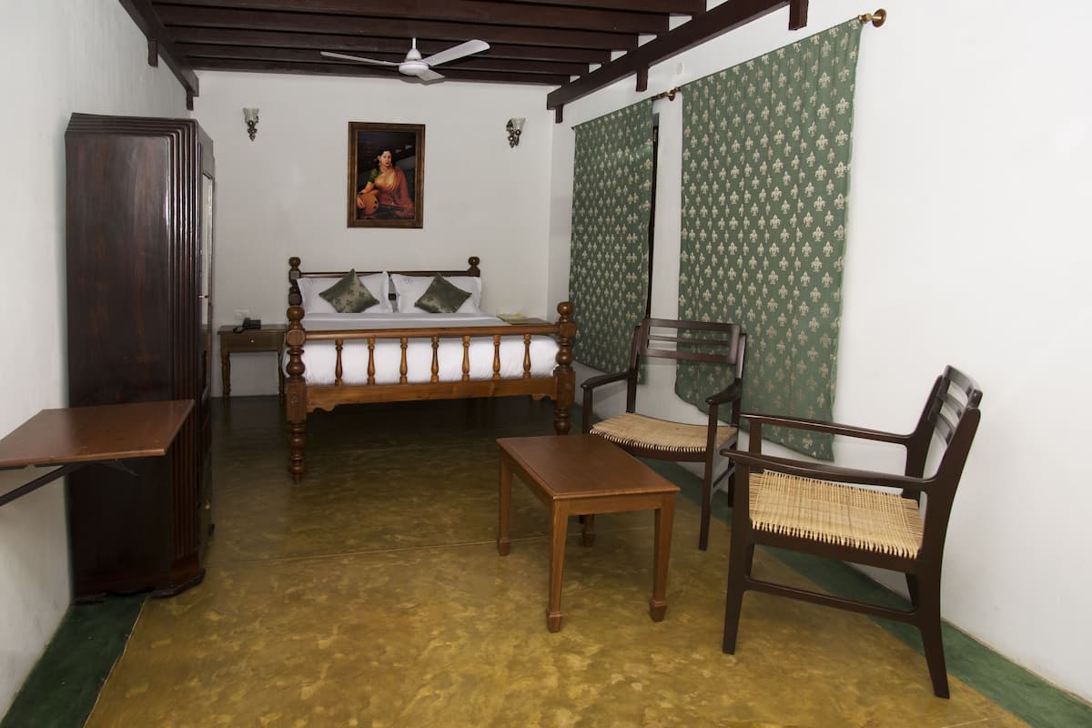 Club Room