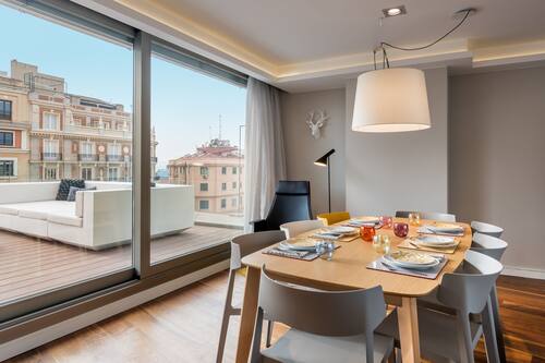 Appartement Duplex Ville, 3 chambres, terrasse, vue ville | Salle Ă manger