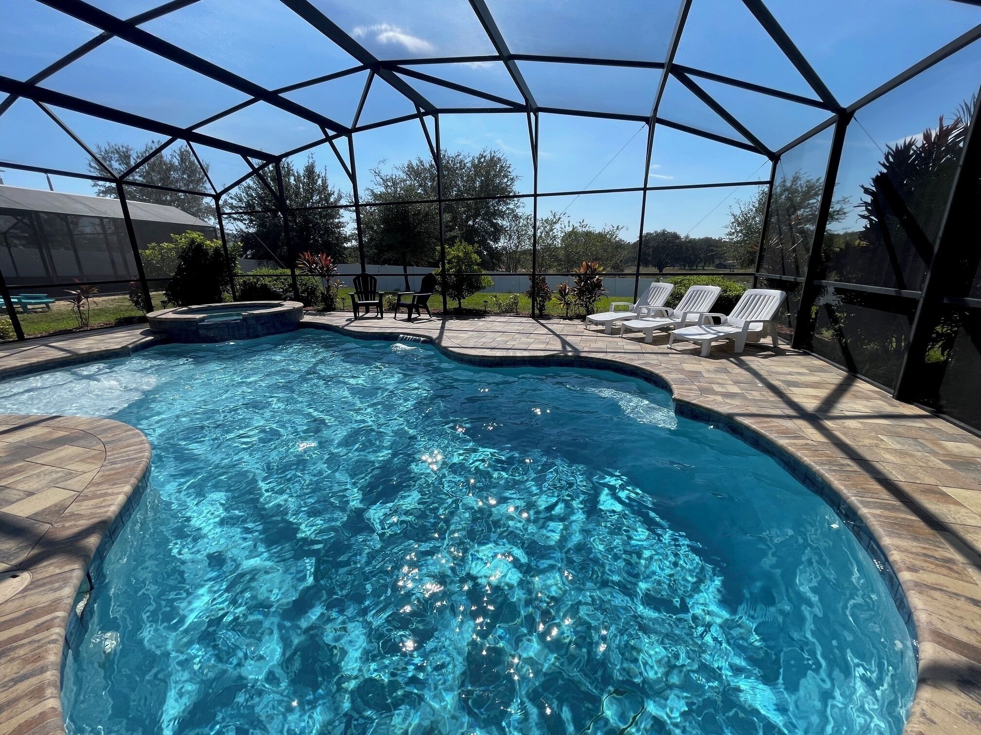 Piscine extérieure, piscine chauffée