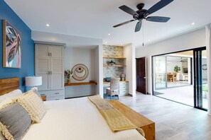 4 slaapkamers, een strijkplank/strijkijzer, reisbedje, gratis wifi