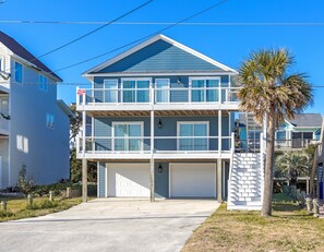 Exterior - Summer Salt - Nicely decorated 4 BR, 3 BA home in Surf City!  Dog Friendly! (Surf City)