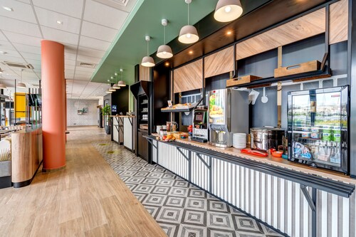 B&B HOTEL Le Port- Marly St-Germain en Laye