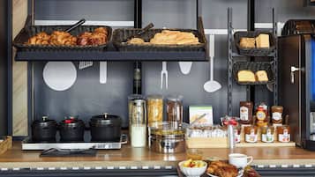 Daily buffet breakfast for a fee