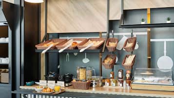Desayuno buffet todos los días (con cargo)
