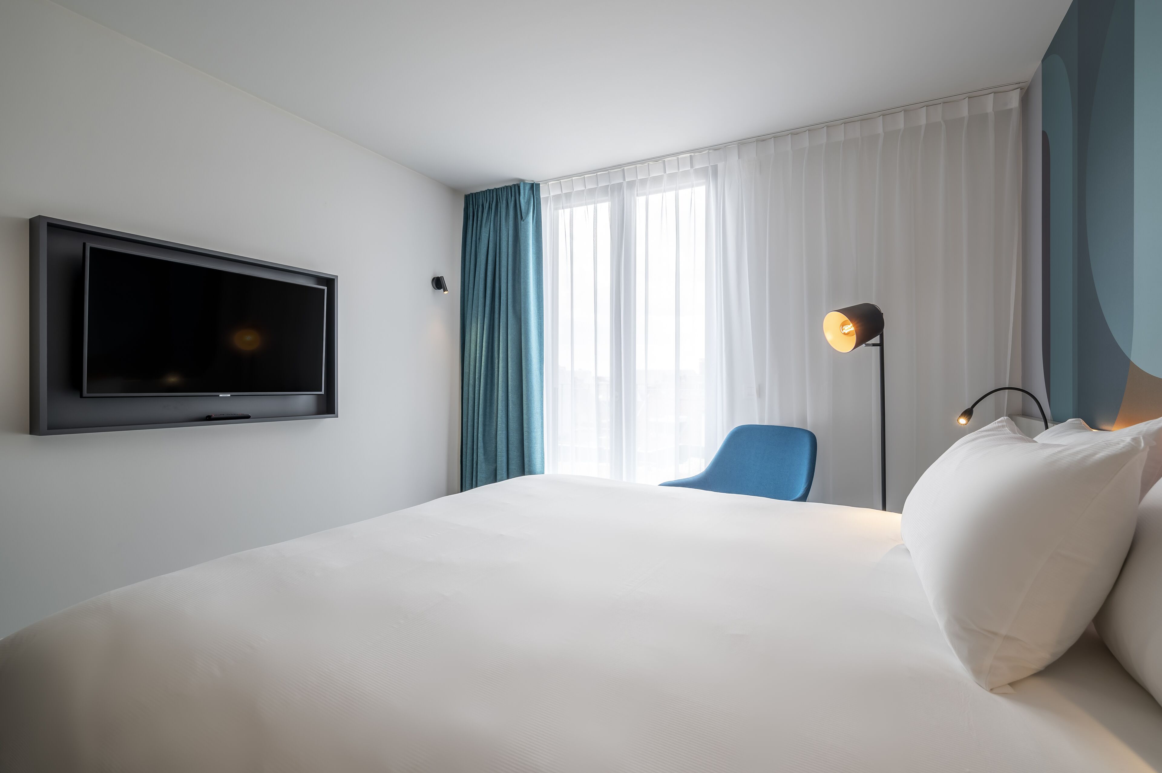 superior double room | desk, soundproofing, free wifi, bed sheets