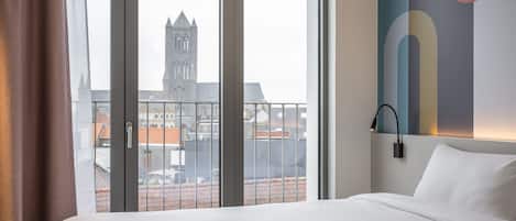 Double Room | Desk, soundproofing, free WiFi, bed sheets