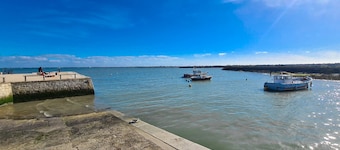 Magnificent 10 person house with sea and nature view | Loix, Île de Ré