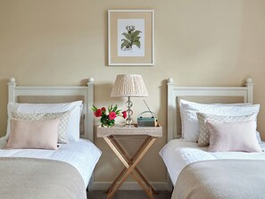 3 habitaciones, wifi gratis y ropa de cama
