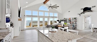 Cloud Nine - Wren Beach Rentals by Portoro