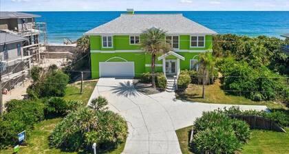 Cloud Nine Home, Oceanfront with Game Room