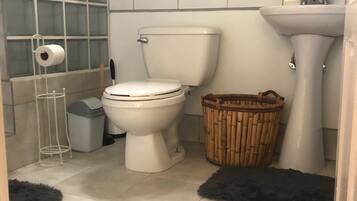 Towels, soap, toilet paper