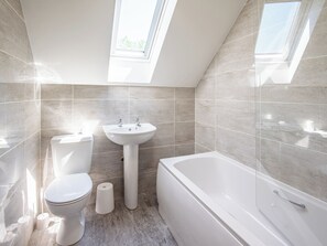 Unclassified image, 4 of 23, button - Dawson Park 8 - UK12667 (Mablethorpe)