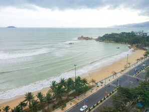 Beach/ocean view - Cala Bayview Muong Thanh (Nha Trang)