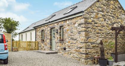 2 bedroom accommodation in Hayscastle, near Newgale