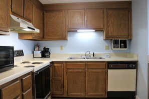 Fridge, microwave, oven, dishwasher