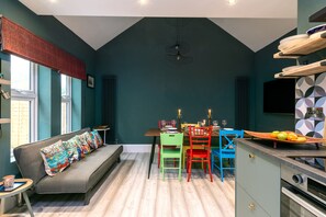 Nhà | Khu phòng khách | TV 