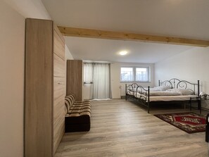 3 chambres, Wi-Fi gratuit, draps fournis