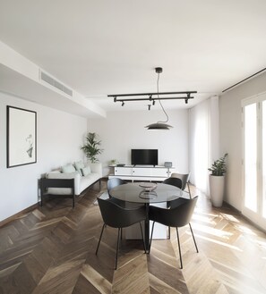 Căn hộ, 1 phòng ngủ, quang cảnh biển (Adults Only) | Phòng ăn