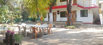 Lotus Coastal cottage