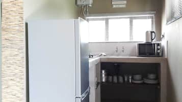 Fridge, microwave, stovetop, electric kettle