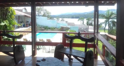 Accommodation in front of the Nazaré Paulista Dam