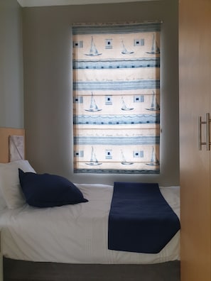 2 bedrooms