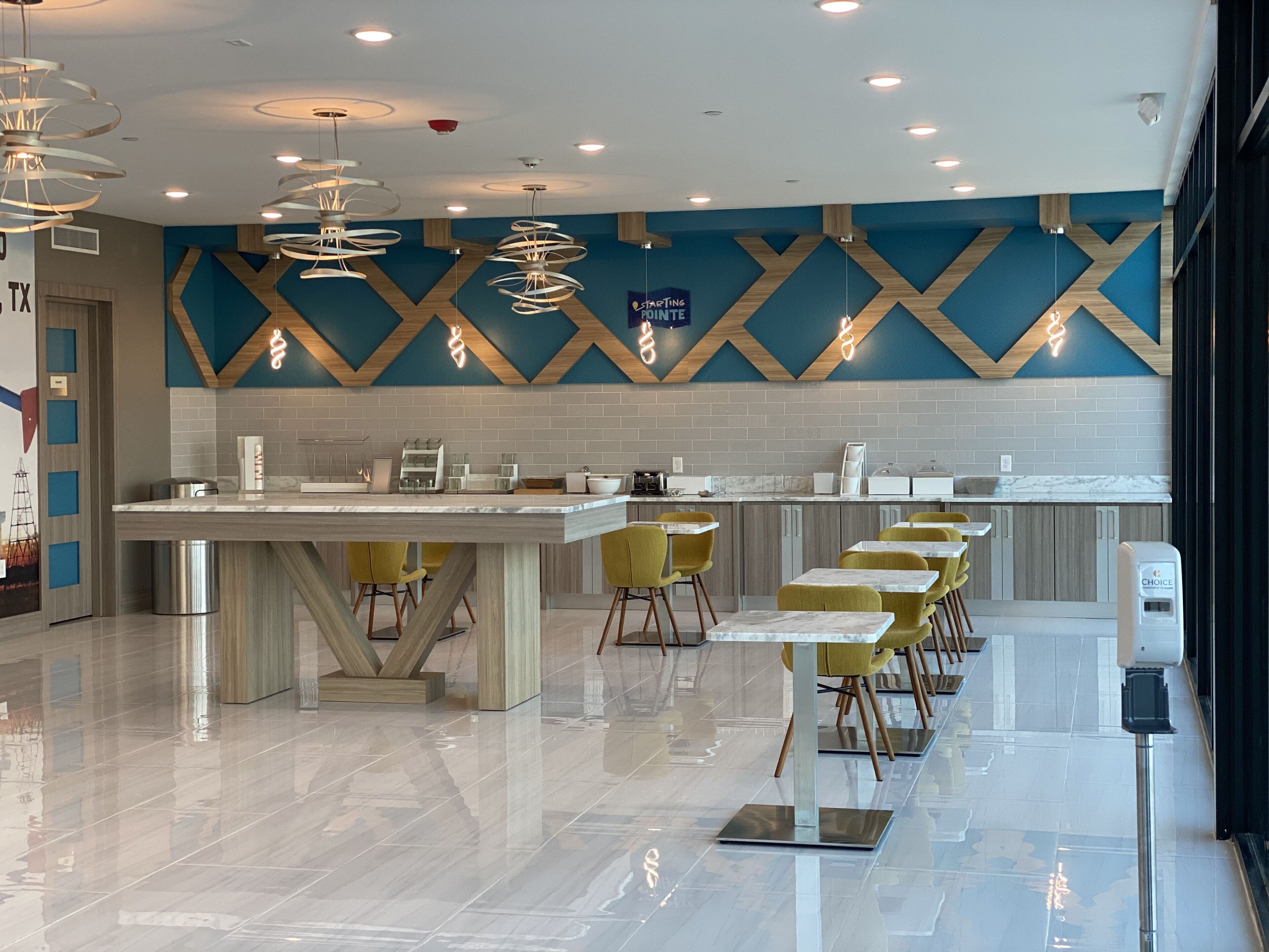 free daily continental breakfast