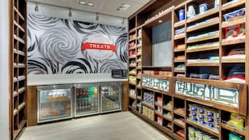 Snack bar
