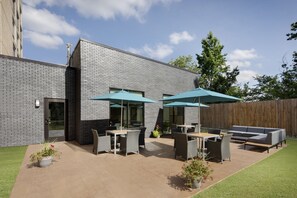 Terrace/patio - Hampton Inn & Suites Richmond Short Pump (Richmond)