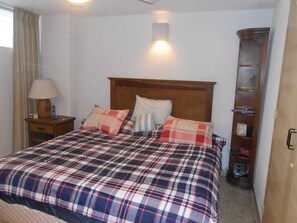 1 bedroom, in-room safe, free WiFi