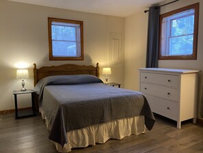 5 soverom, strykejern/-brett, wi-fi og sengetøy