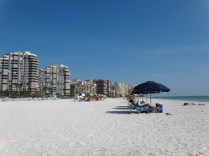 Beach - Marriott Crystal Shores Marco Island (Marco Island)
