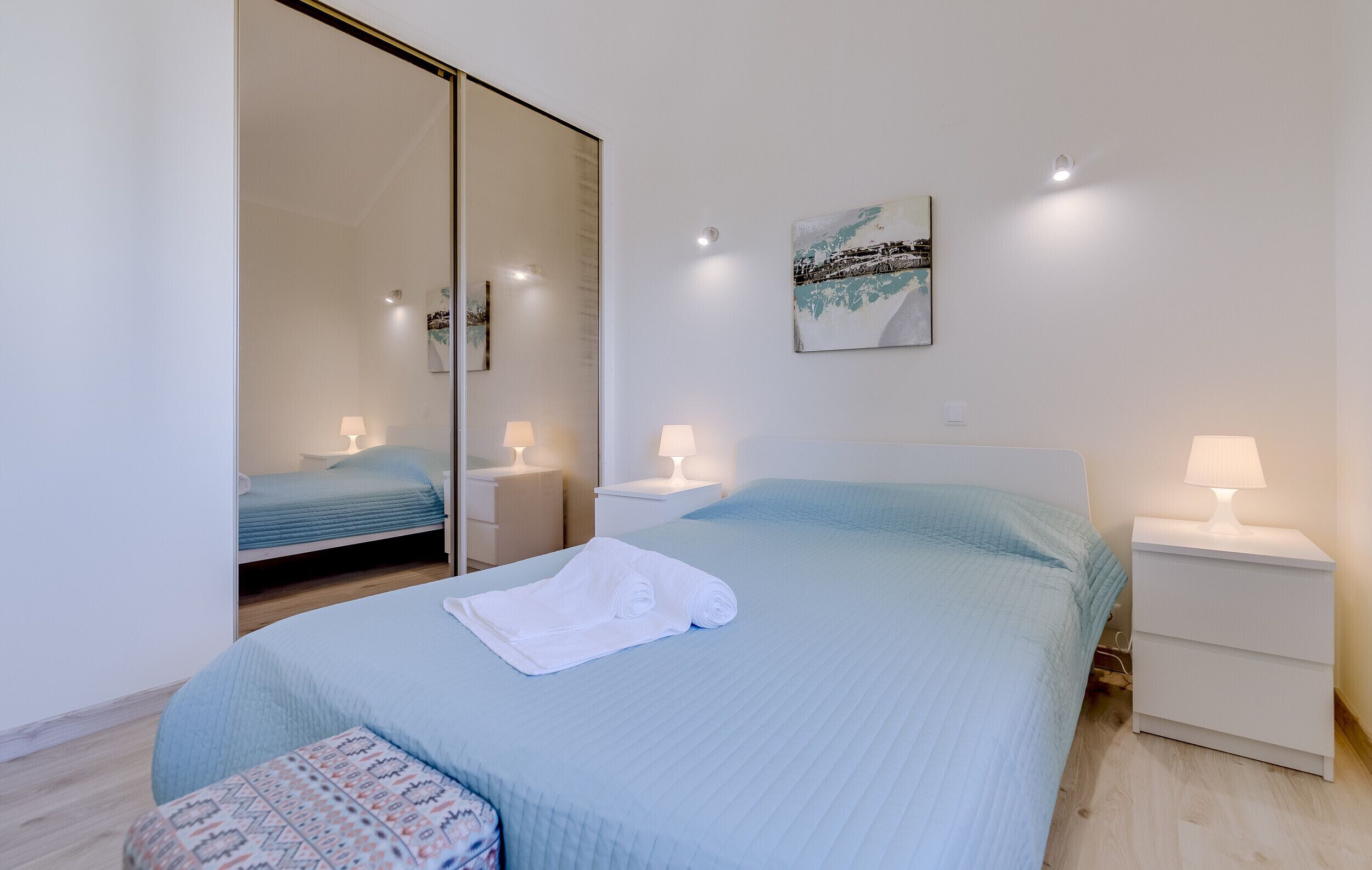 2 bedrooms, iron/ironing board, free WiFi, bed sheets