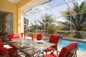 House (Sea Renity) | Pool