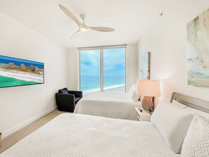 3 habitaciones, tabla de planchar con plancha, wifi y ropa de cama