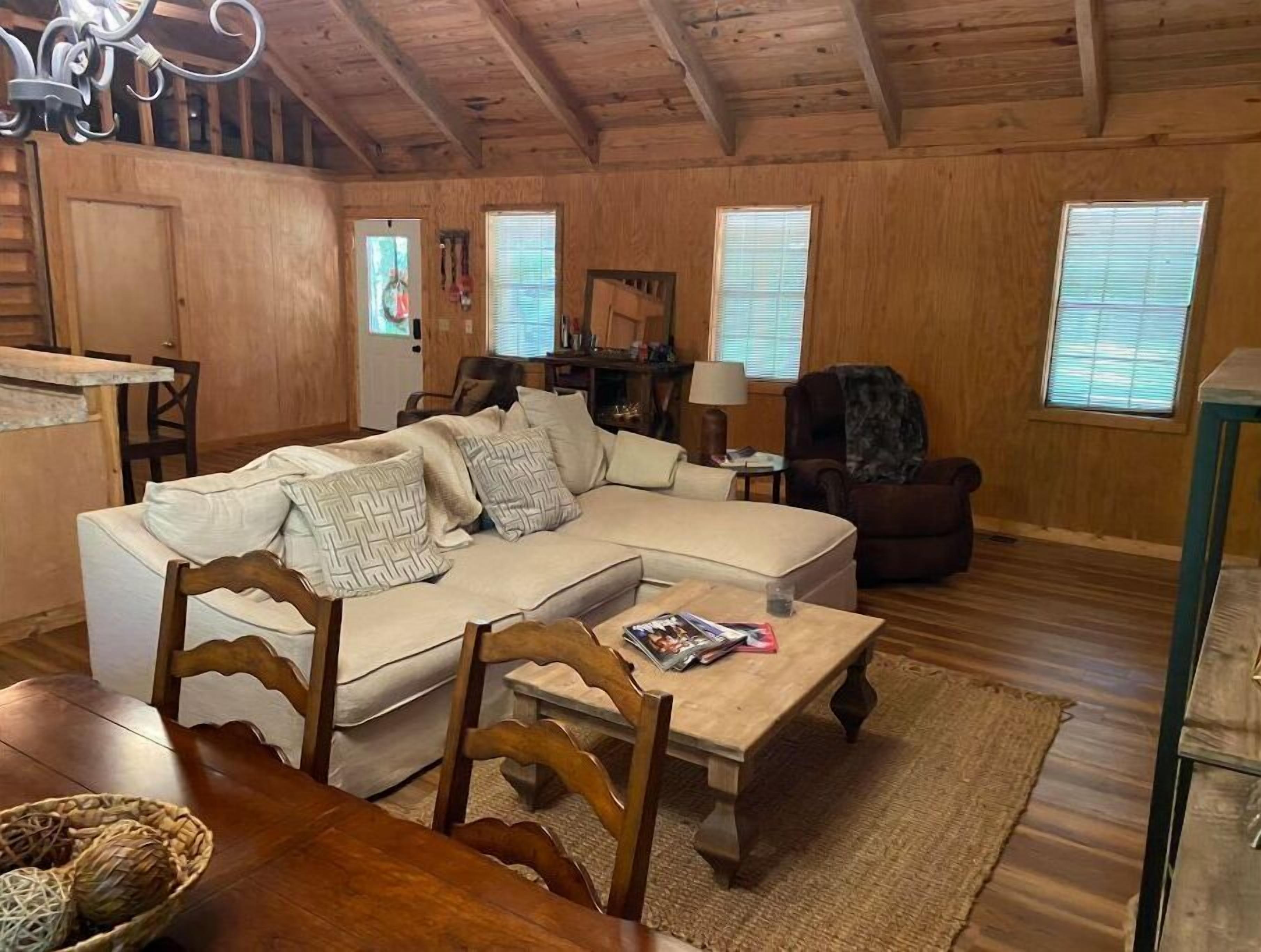 Rustic Retreat At Enid Lake - Enid Lake, MS