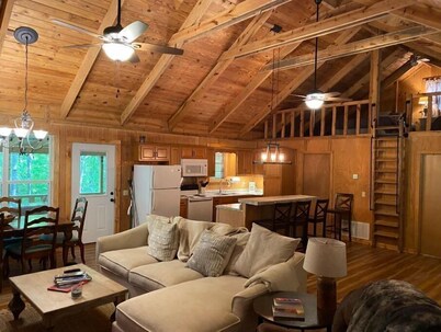 Rustic Retreat at Enid Lake