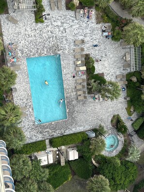 Piscina a l'aire lliure 