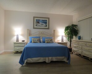 1 Schlafzimmer, BĂŒgeleisen/BĂŒgelbrett, kostenloses WLAN, BettwĂ€sche