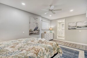4 bedrooms, iron/ironing board, Internet, bed sheets