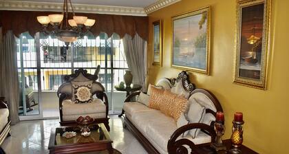 Big 3 bed rooms 4 beds Condo for Families & groups—30 mins away from mayor spots