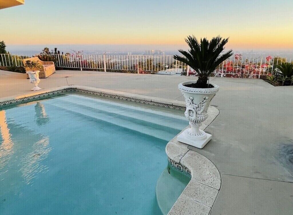 9 Best ShortTerm Rentals In Beverly Hills, California Updated 2024