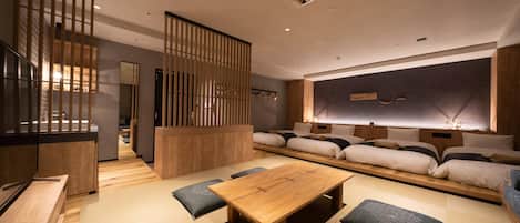 Japanese Style, HIDA, Non Smoking | In-room safe, individually decorated, individually furnished, desk