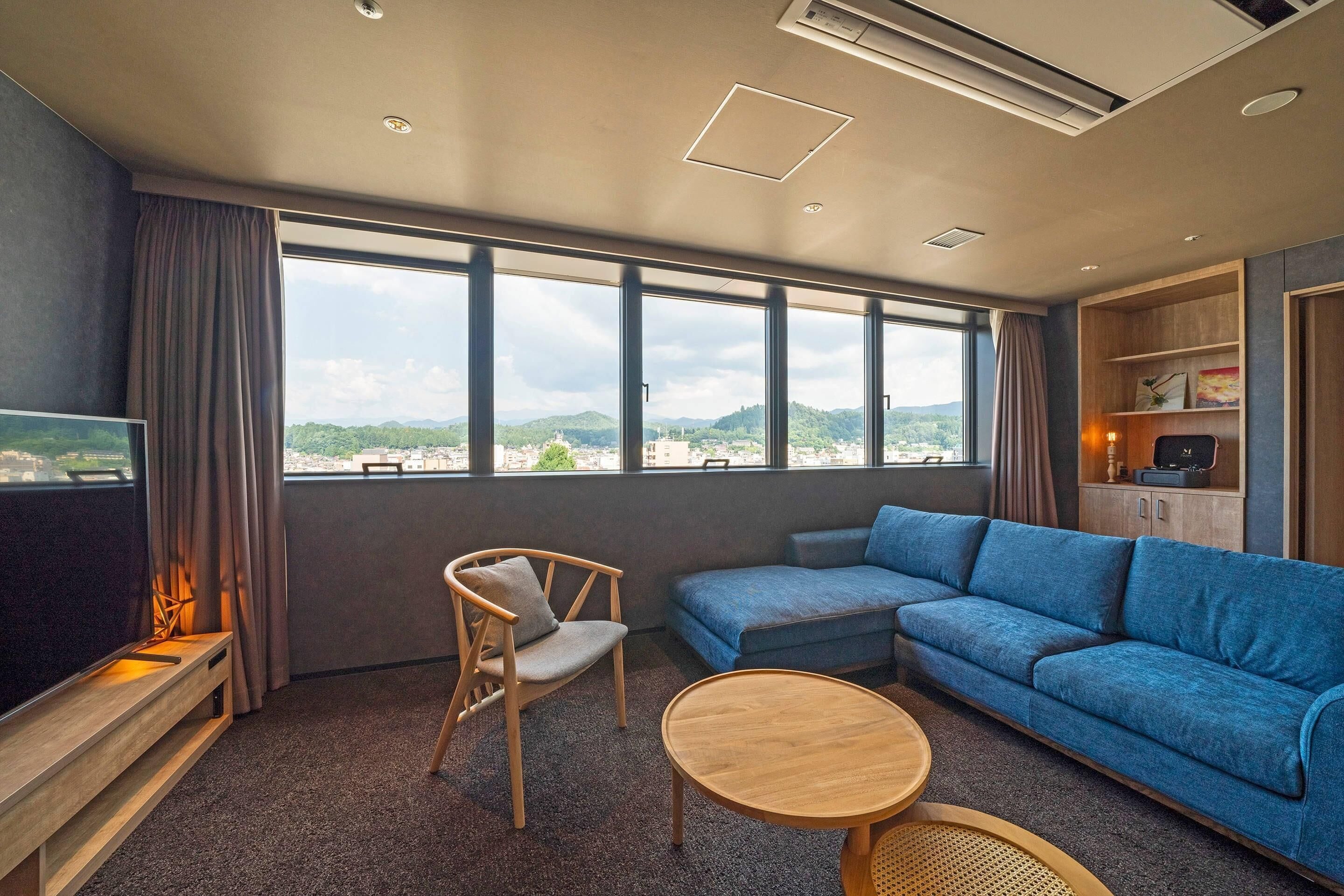 The Around Panorama Suite Room, Non Smoking | In-room safe, individually decorated, individually furnished, desk. hotel around TAKAYAMA, an Ascend Collection Hotel